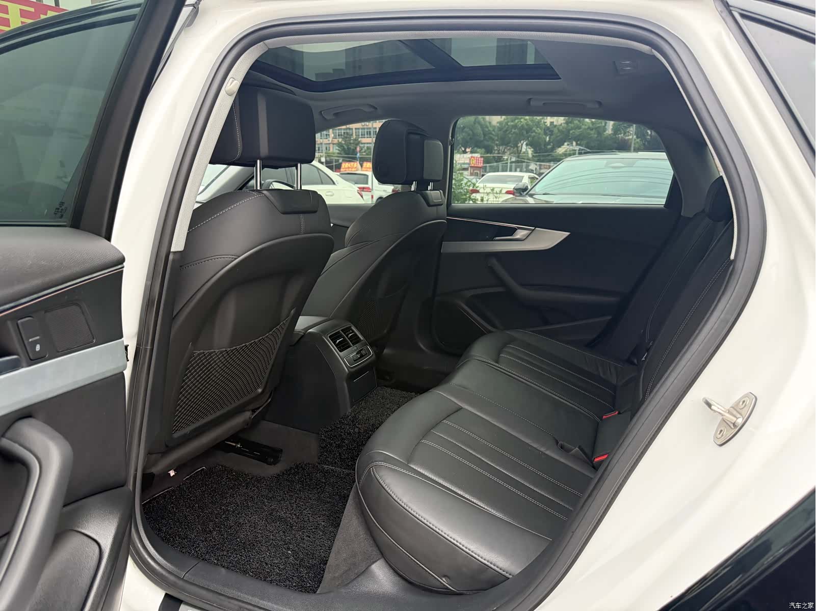 Audi A4L, 2021 12