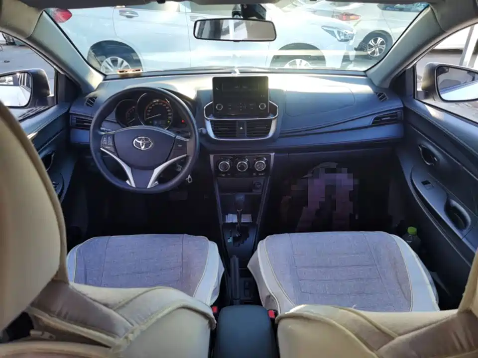 Toyota YARiS L Zhixuan