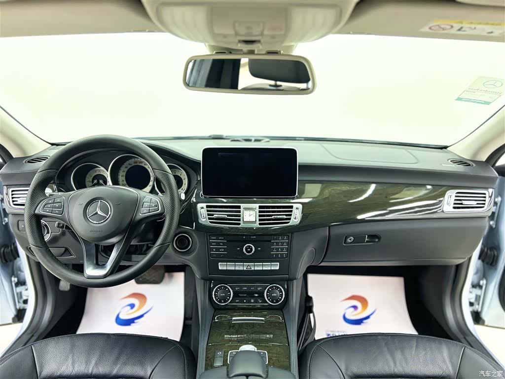 Mercedes-Benz CLS, 2015 7