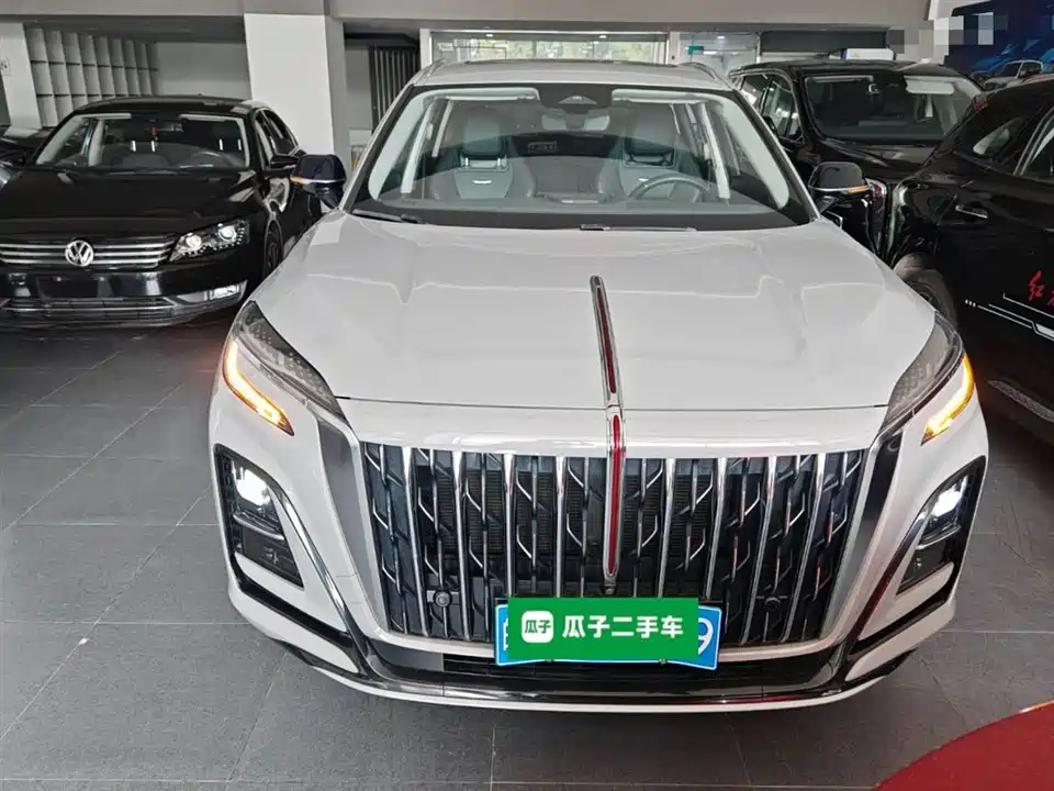 Hongqi HS3