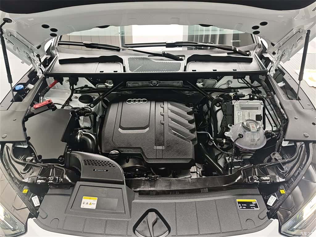Audi Q5L, 2026 8
