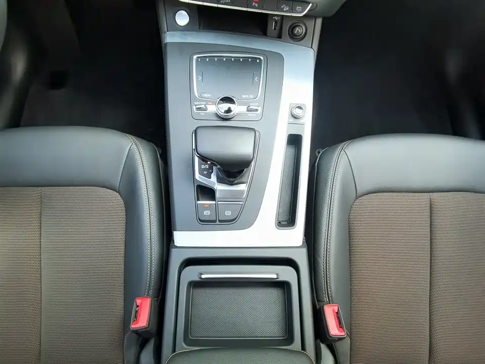 Audi Q5L Audi Q5L