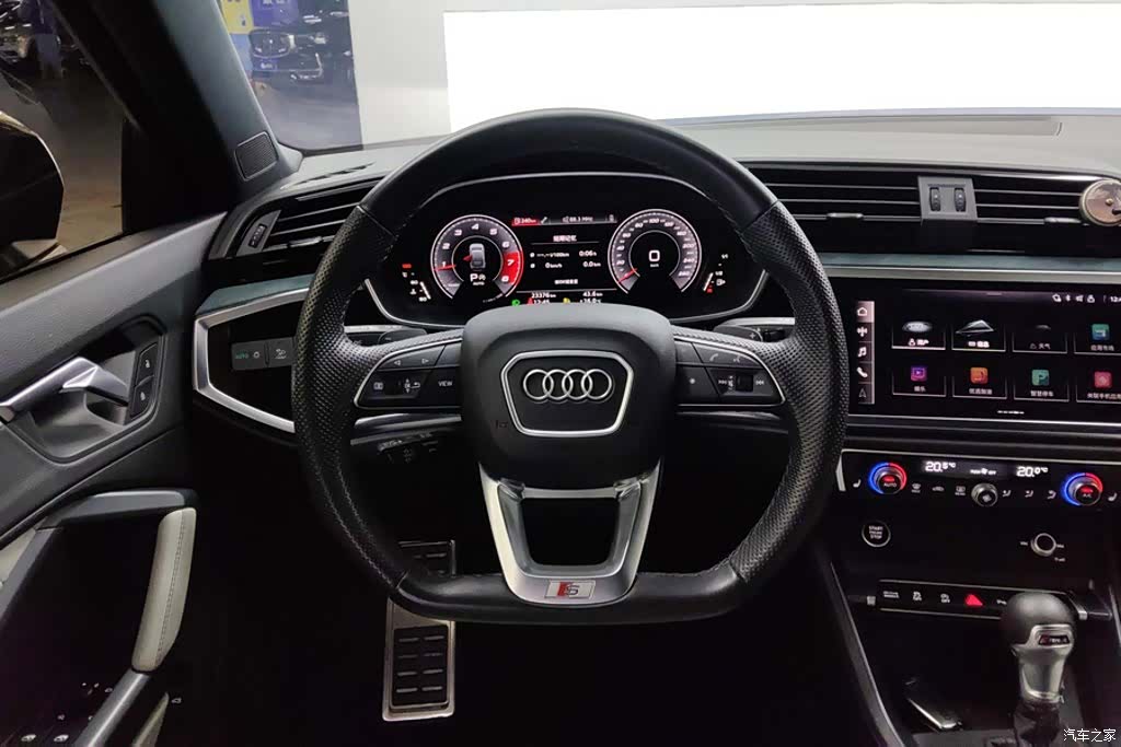 Audi Q3, 2023 15
