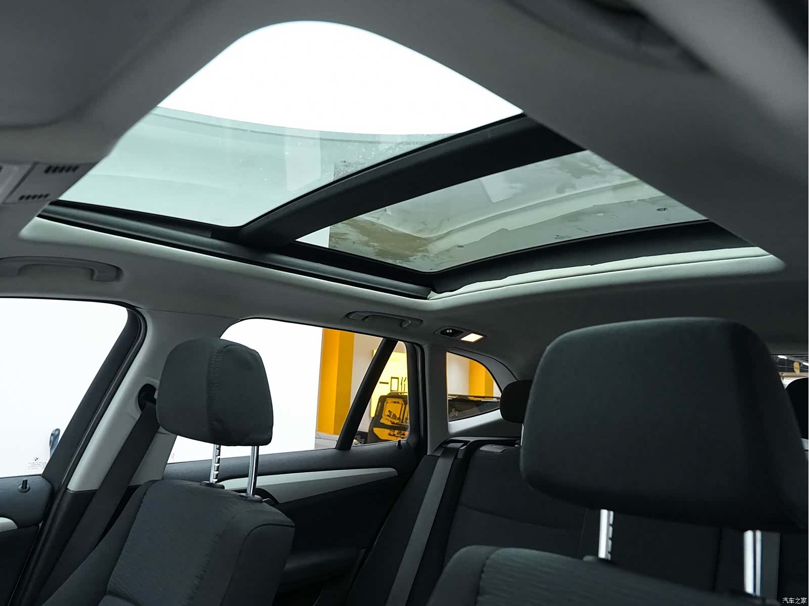 BMW X1, 2013 16