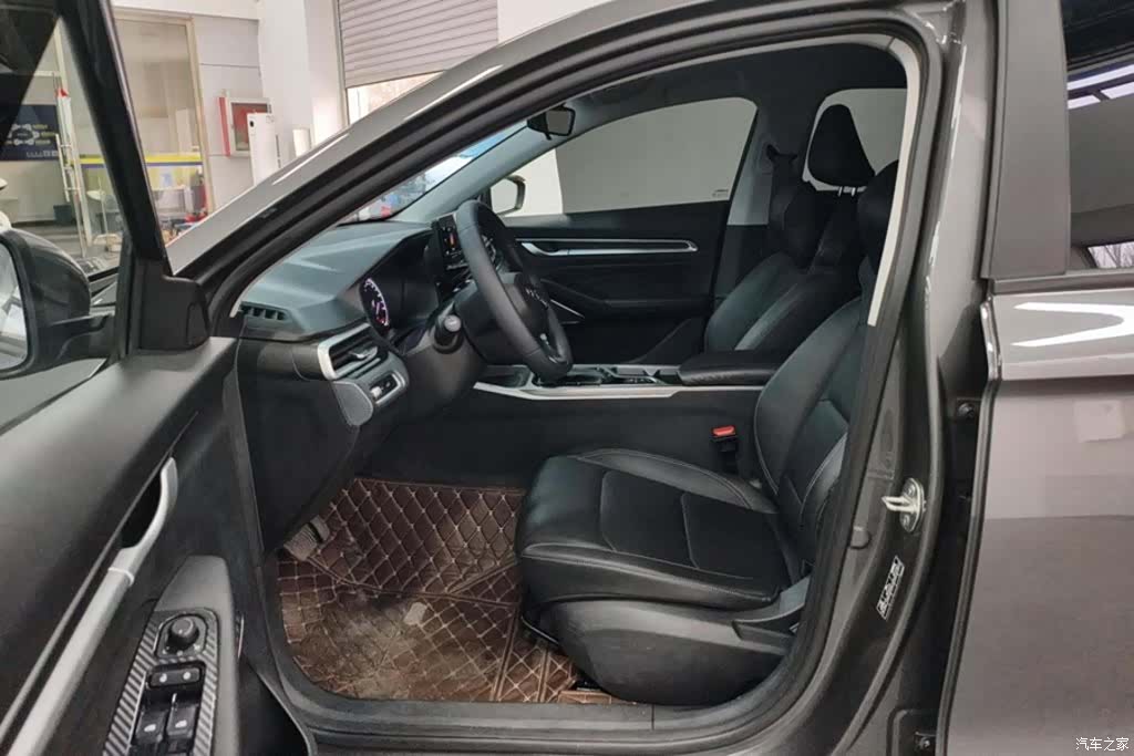 Geely Emgrand, 2024 9