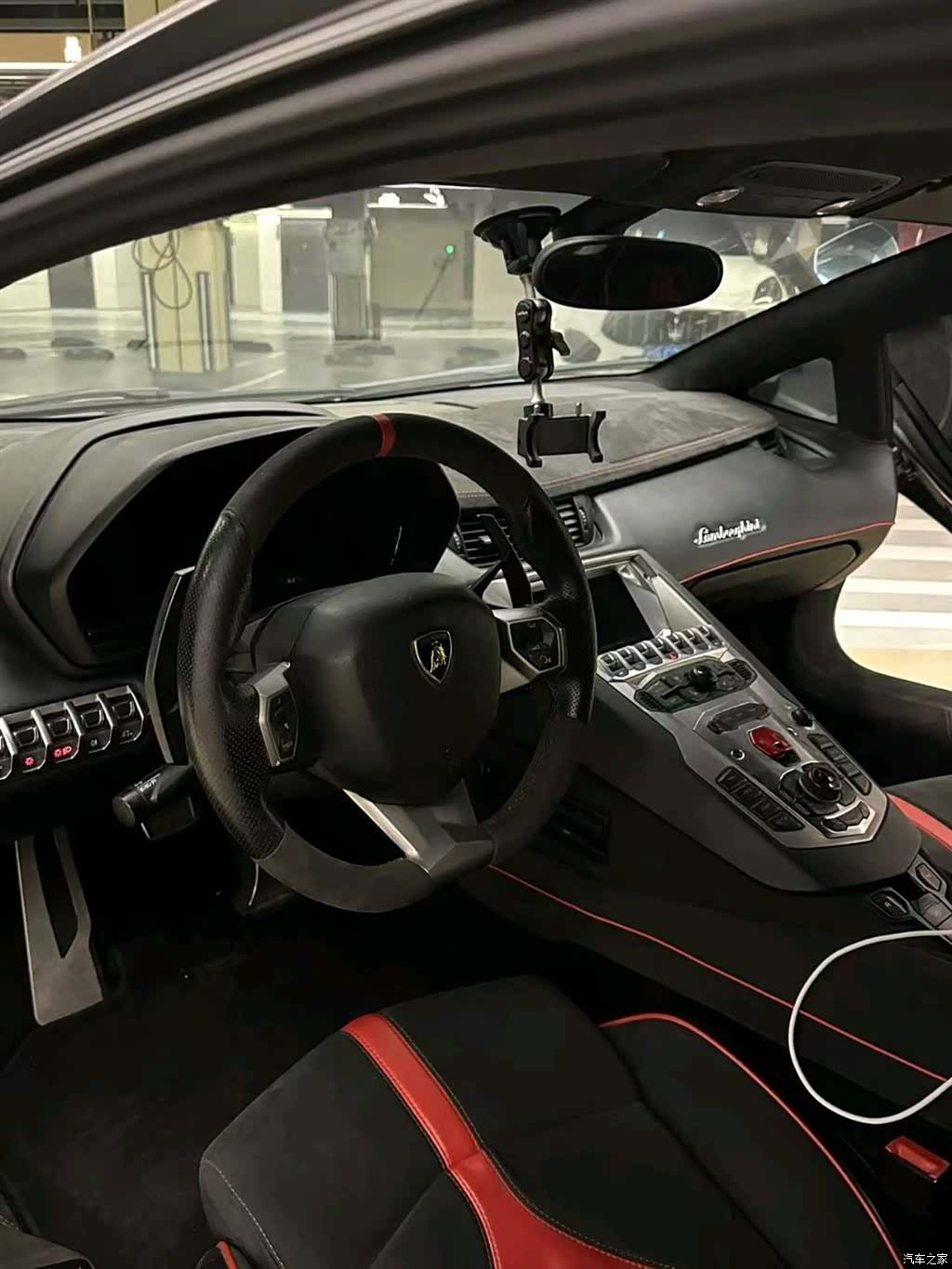 Lamborghini Aventador, 2013 7