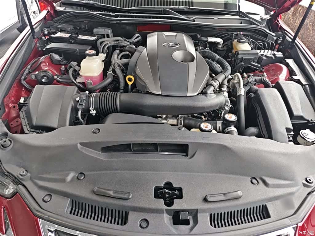 Lexus IS, 2019 20