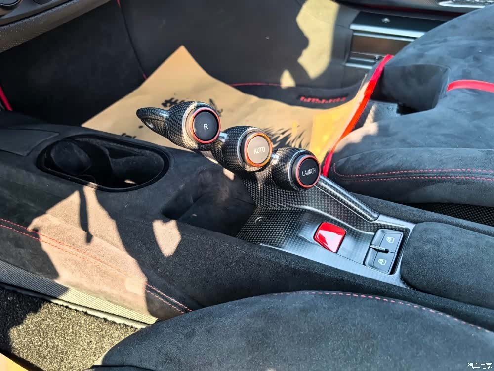 Ferrari 488, 2019 6