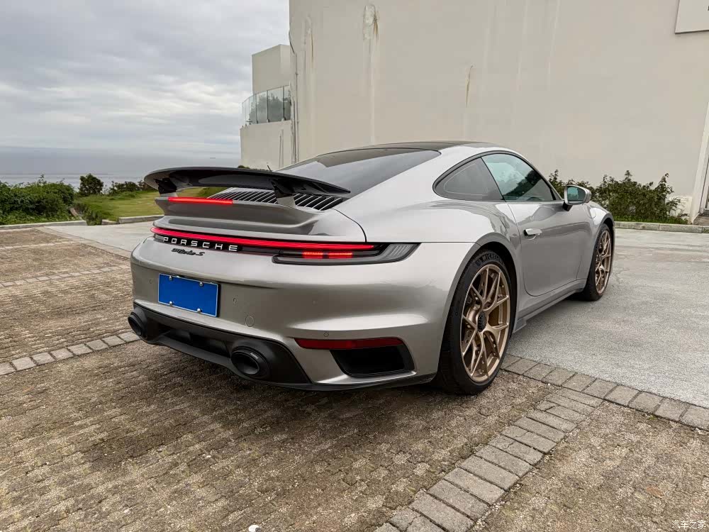 Porsche 911, 2022 11
