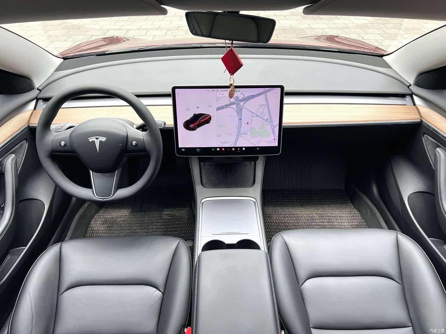 Tesla Model 3, 2021 4