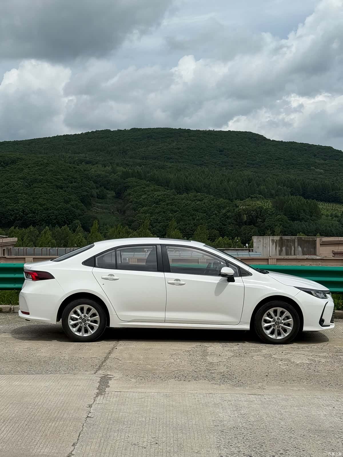 Toyota Corolla, 2022 3
