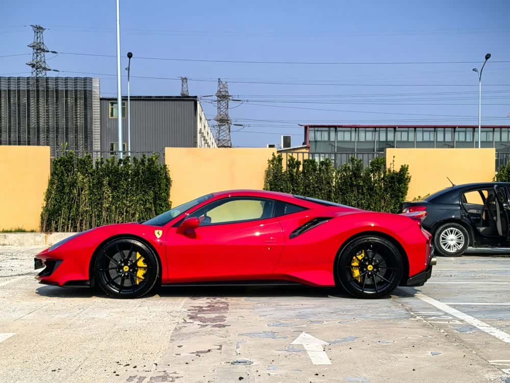 Ferrari 488, 2019 17