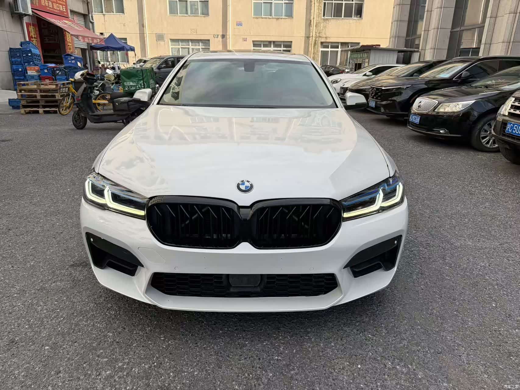 BMW 5 Series, 2016 1