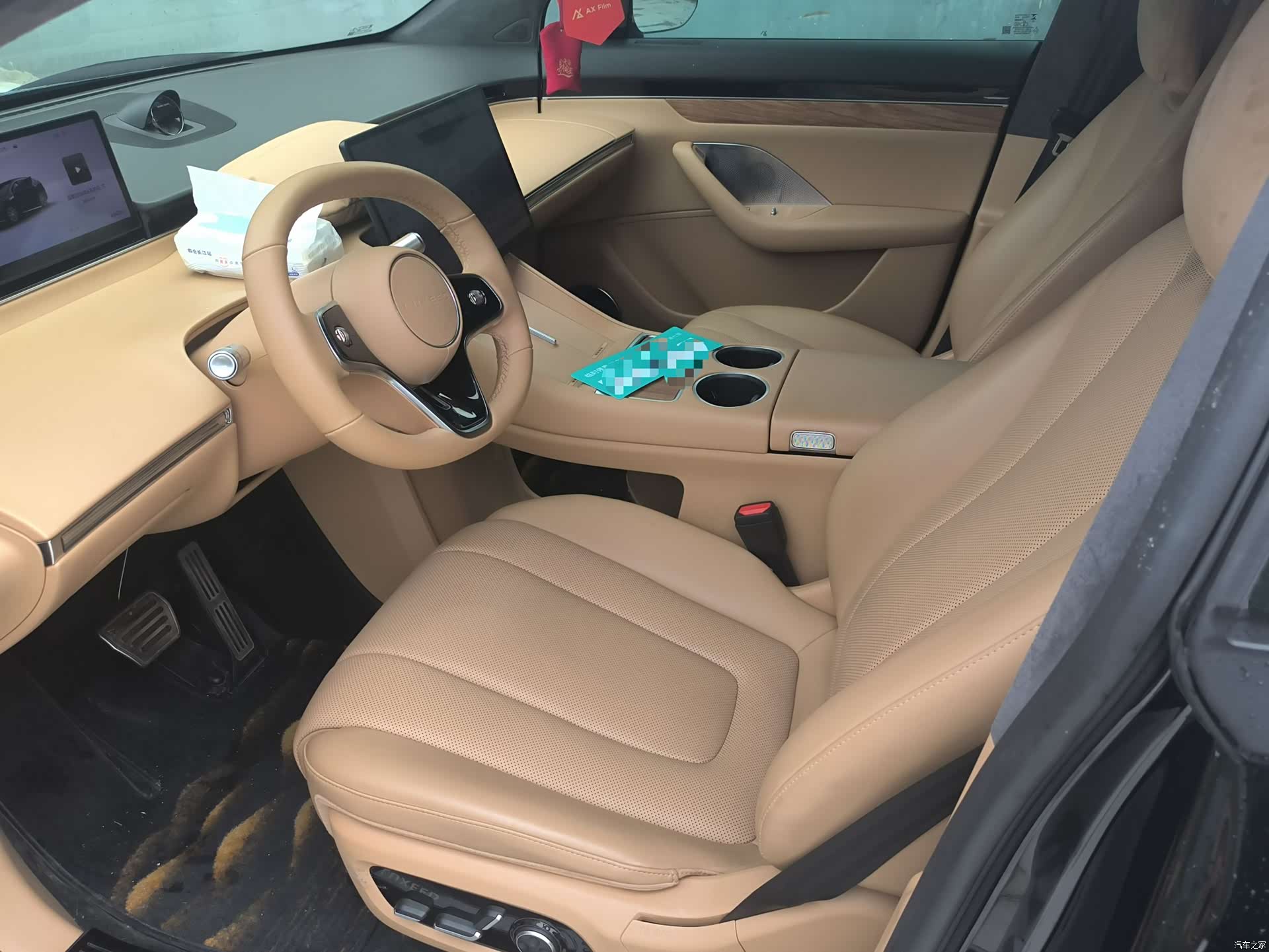 Luxeed R7, 2025 все фото