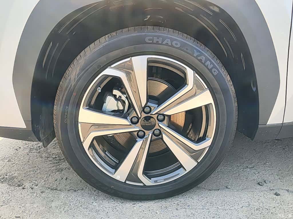 Geely Boyue, 2026 23