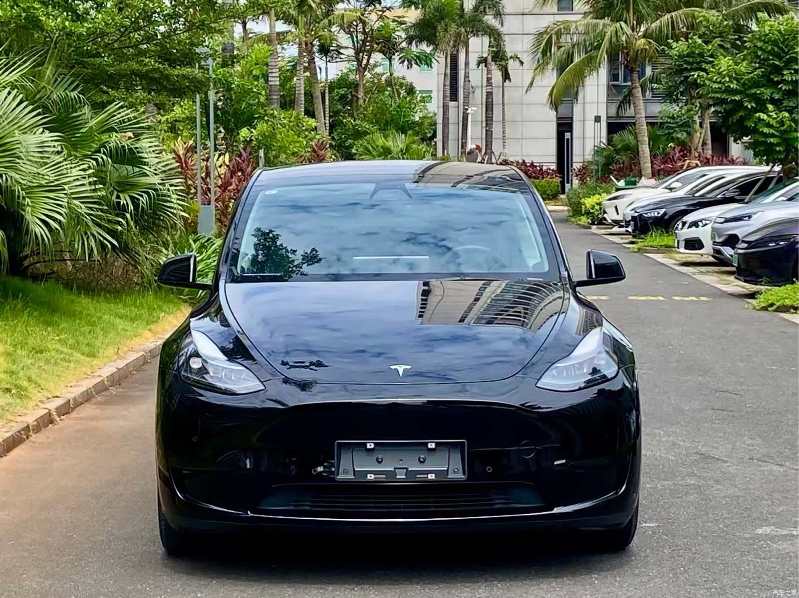 Tesla Model Y, 2023 11