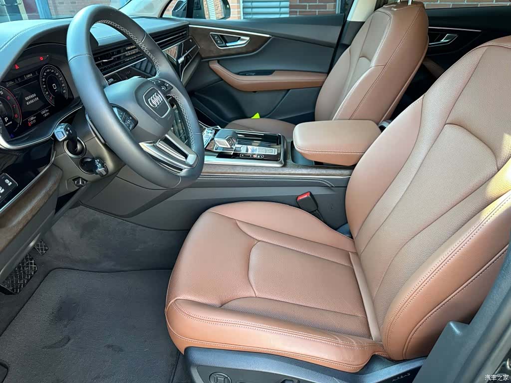 Audi Q7, 2026 6