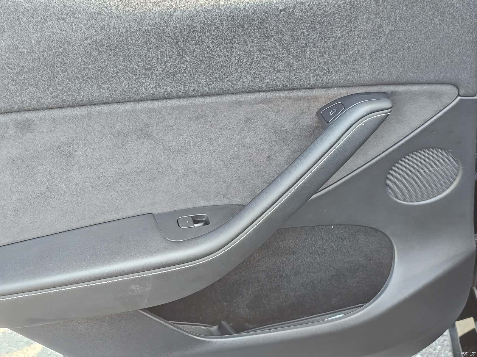 Tesla Model Y, 2023 11