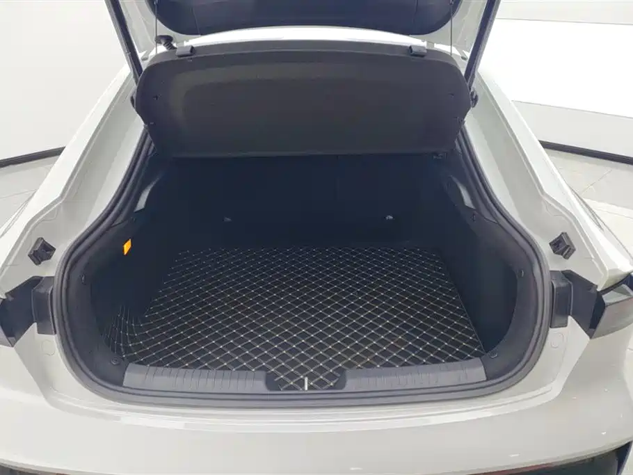 Changan UNI-V Smart iDD