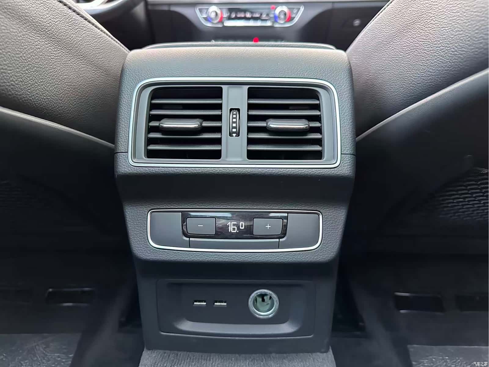 Audi Q5L, 2018 19