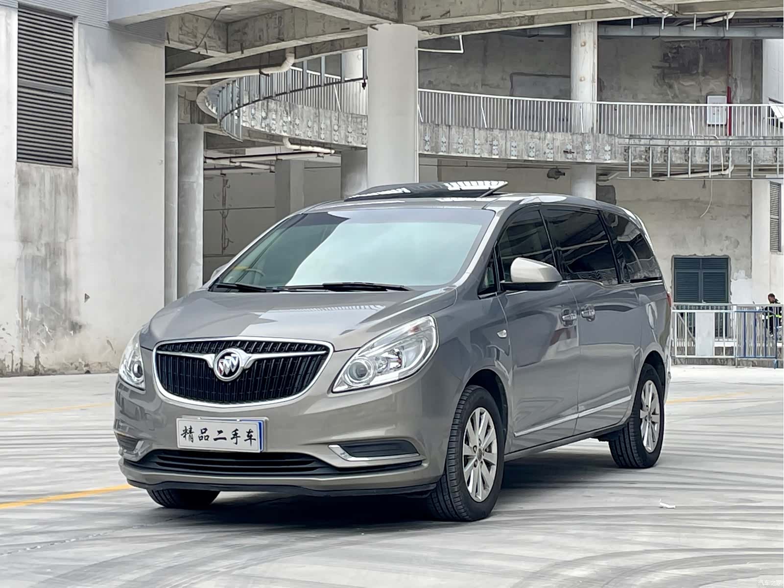 Buick GL8, 2020 1