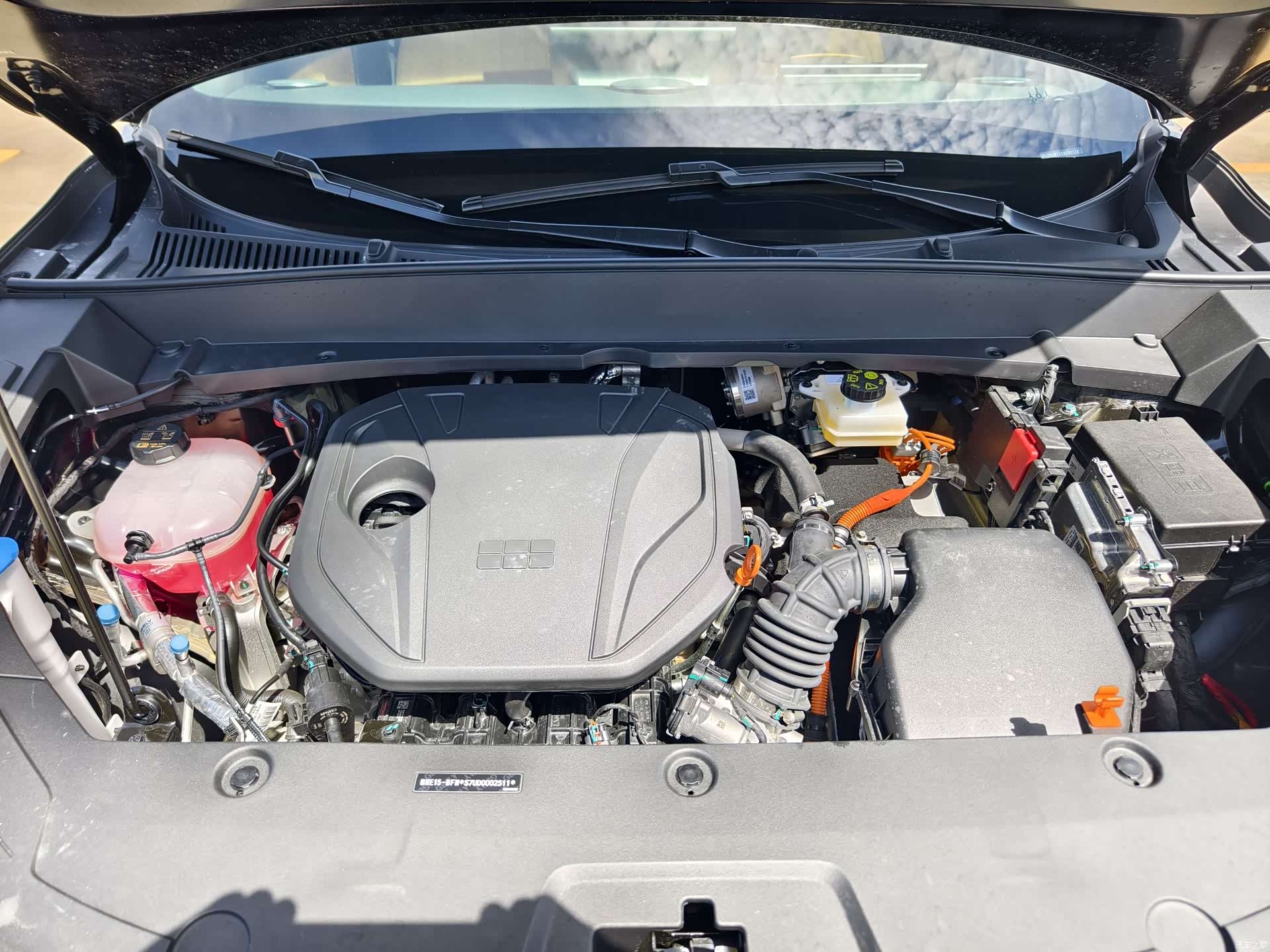 Geely 7, 2025 18
