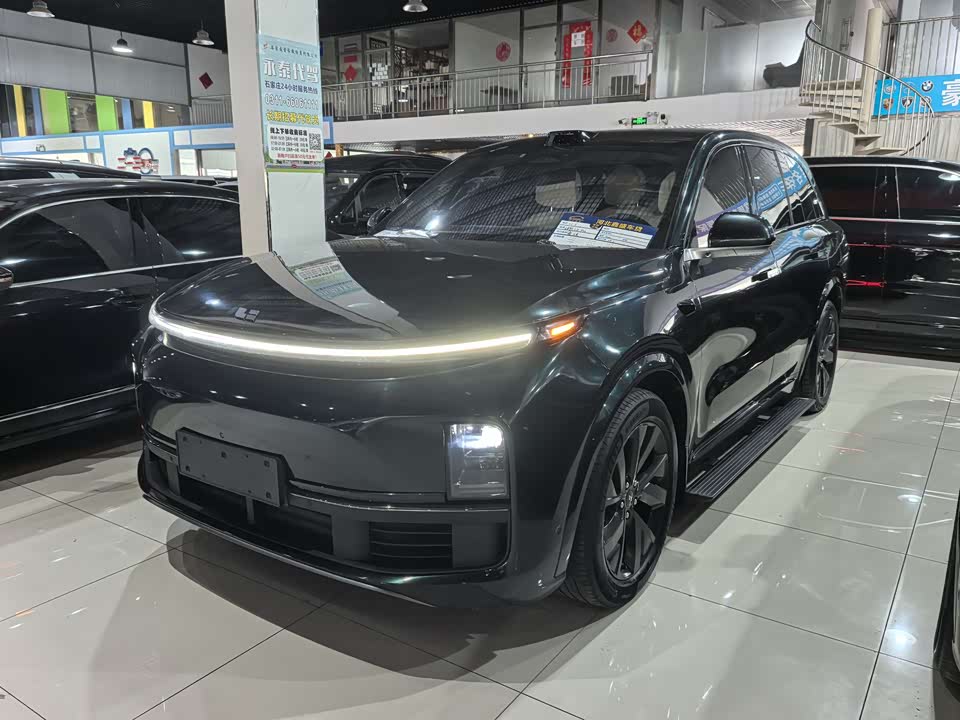 Li Auto Ideal L8