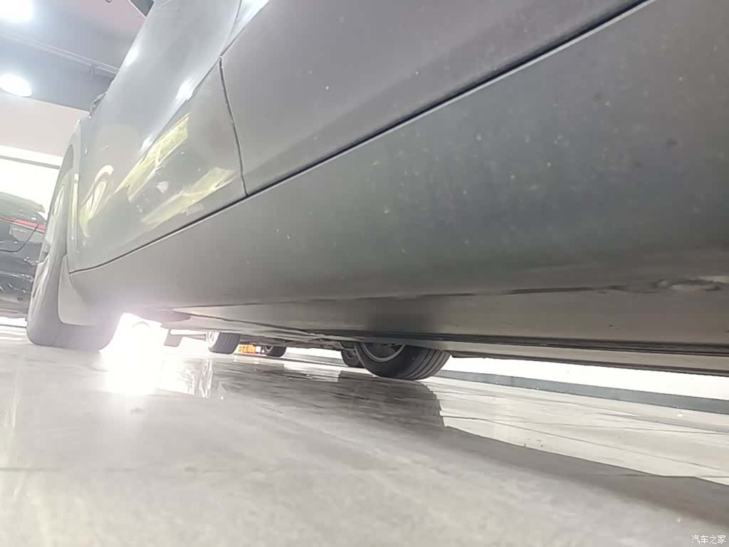 Tesla Model Y, 2023 22