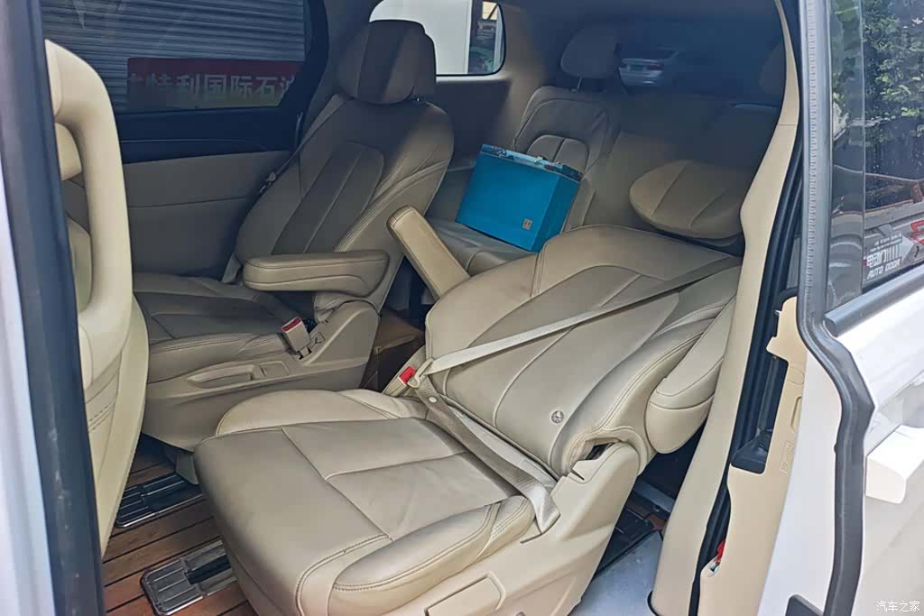 Buick GL8, 2022 11