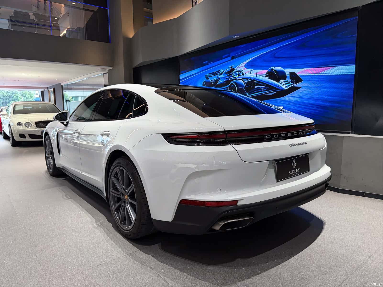 Porsche Panamera, 2024 4