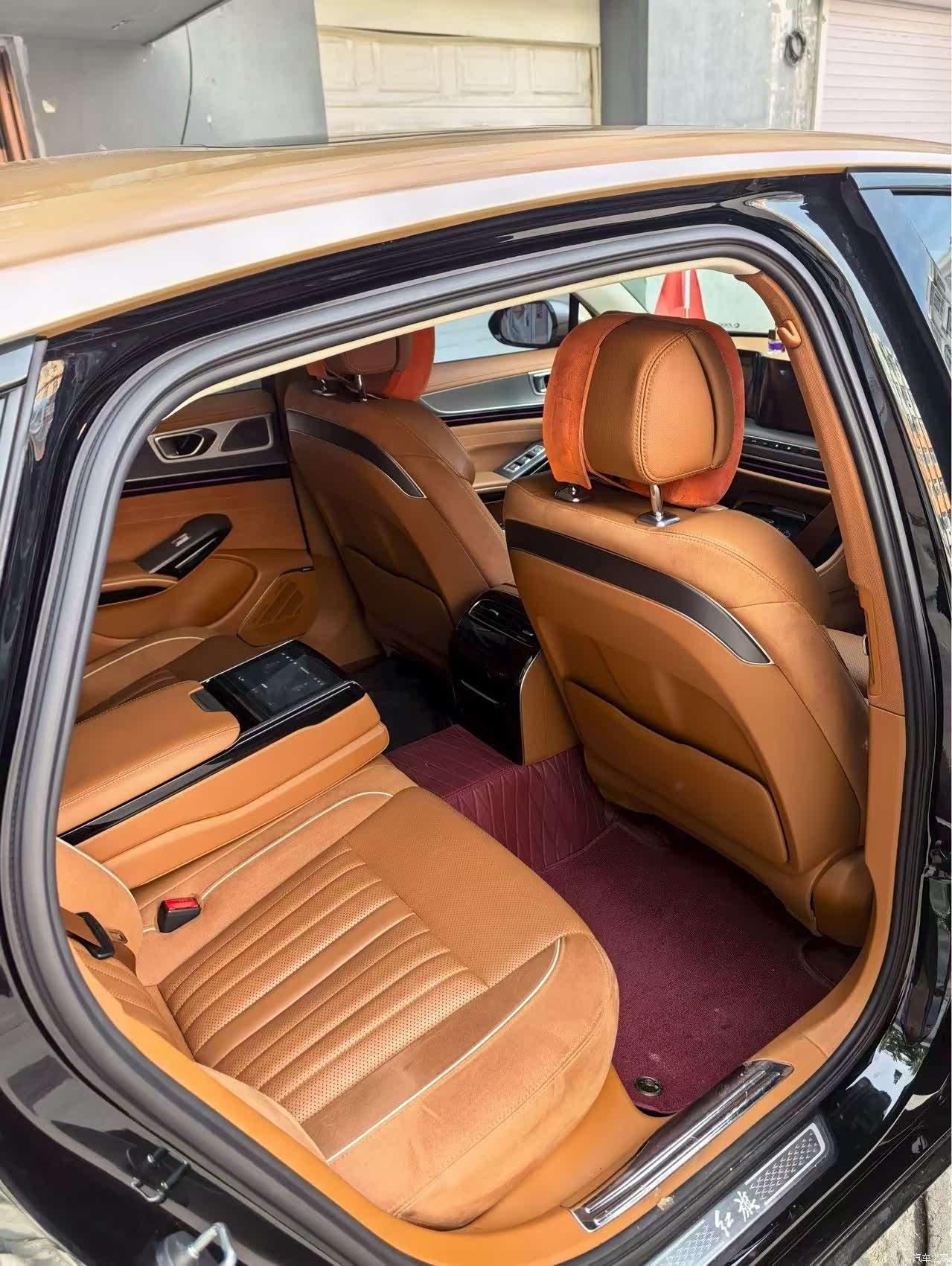 Hongqi H9, 2025 4