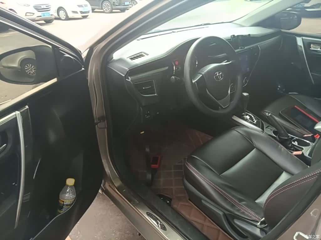 Toyota Corolla, 2015 16