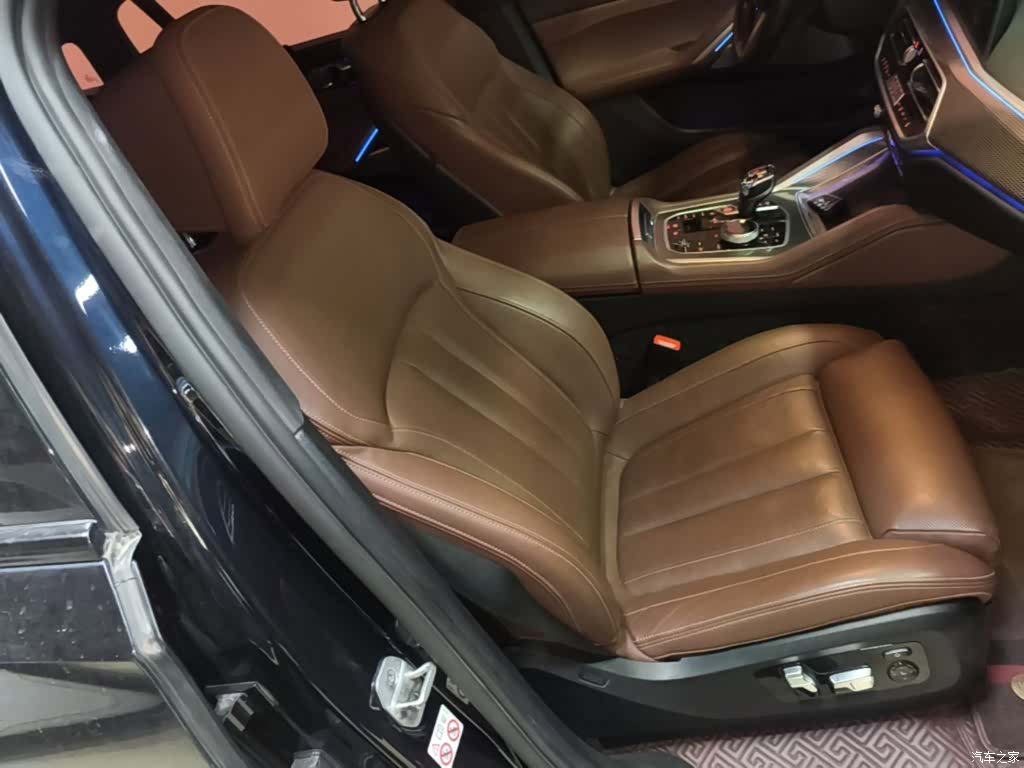 BMW X6, 2021 25