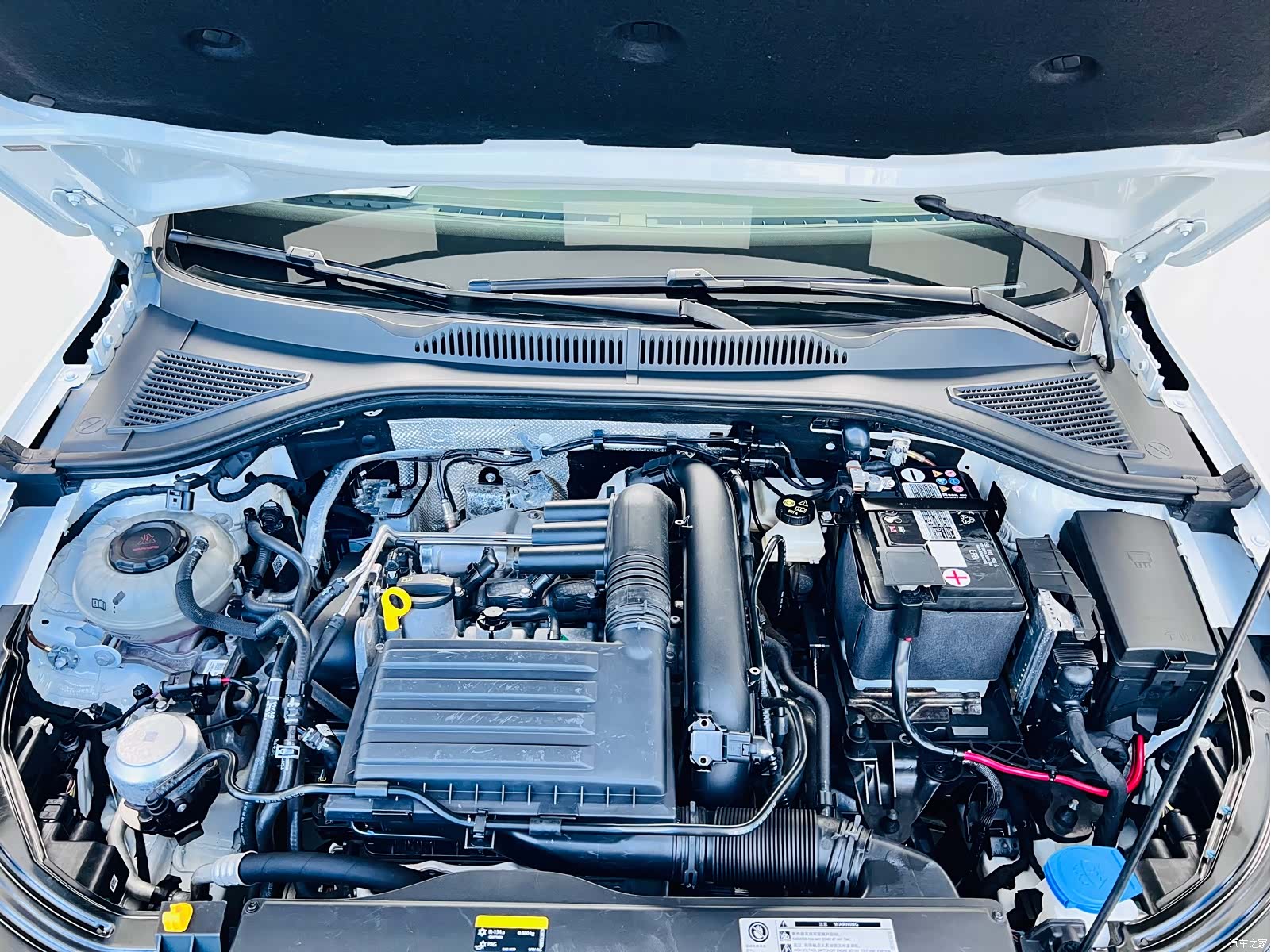 Volkswagen Lavida, 2022 25
