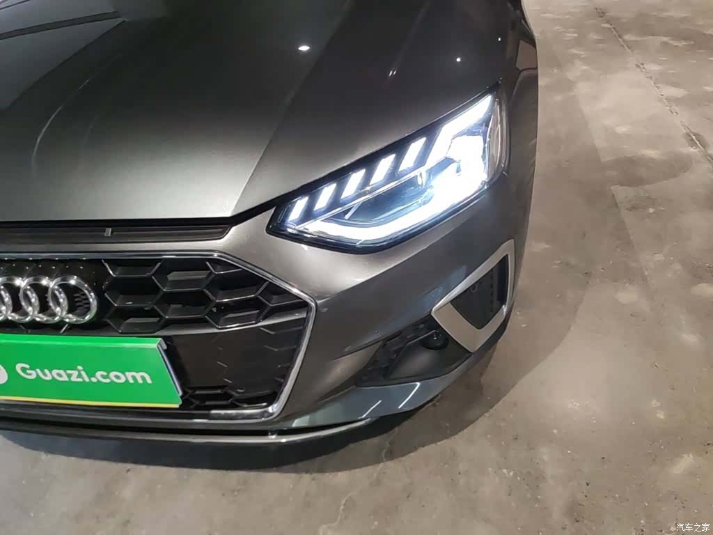 Audi A4L, 2023 24