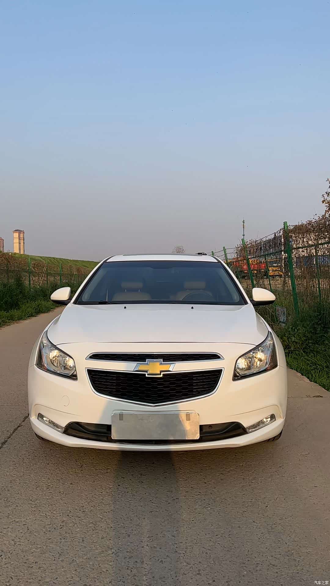 Chevrolet SE, 2015 10