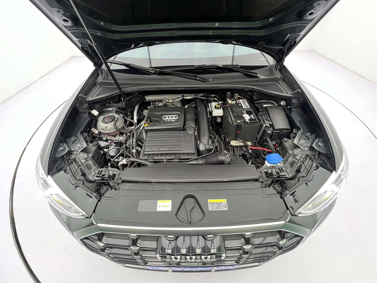Audi Q3, 2023 8