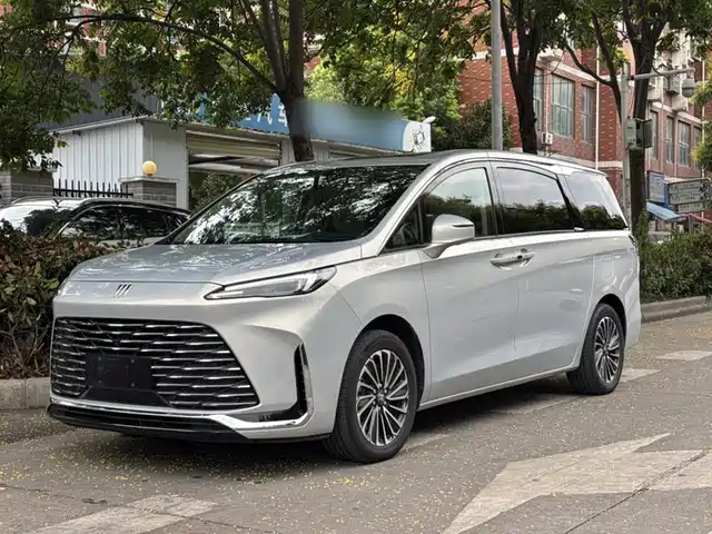 Buick GL8 PHEV 2025 — купить из Китая под заказ
