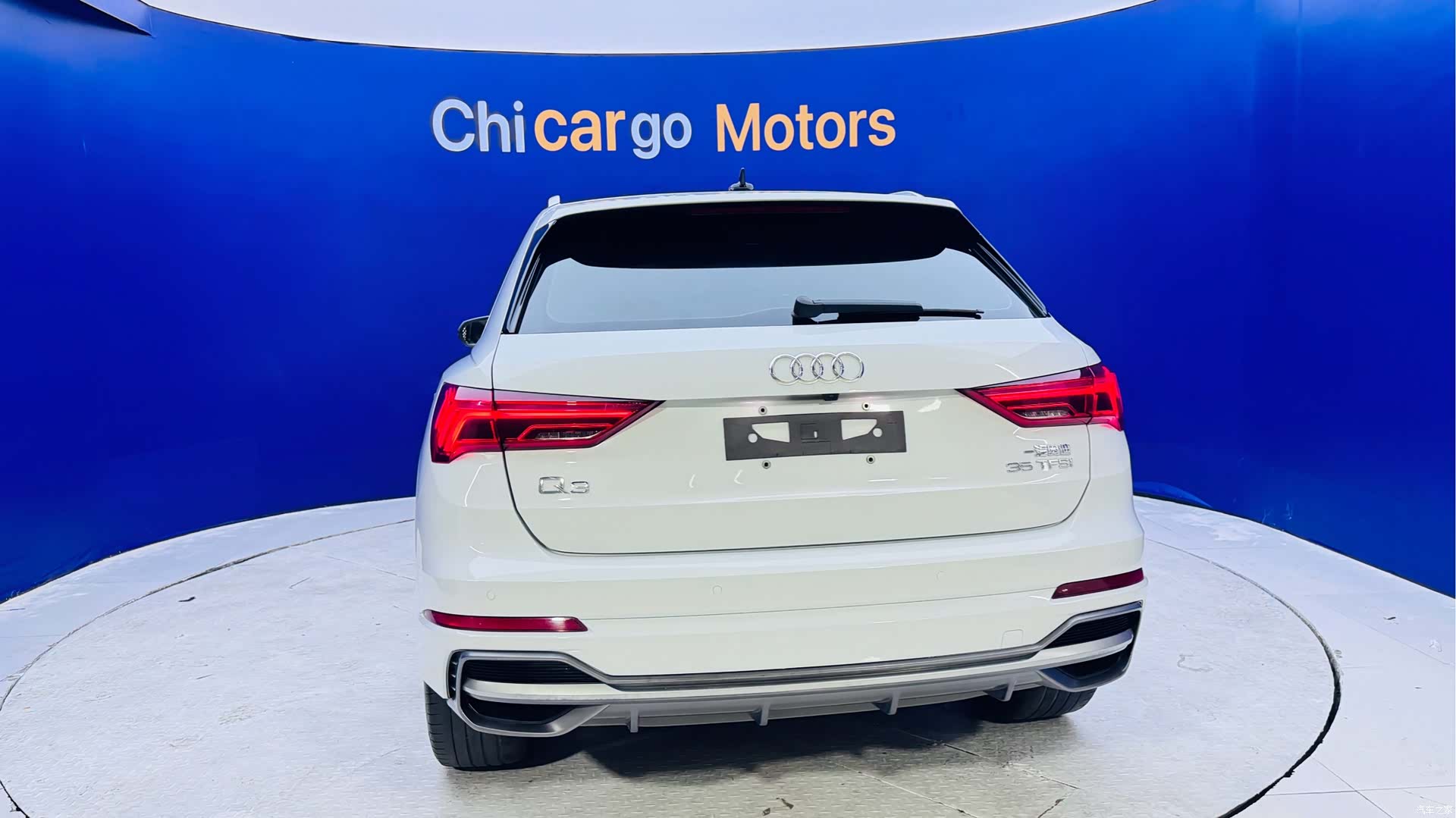 Audi Q3, 2022 все фото