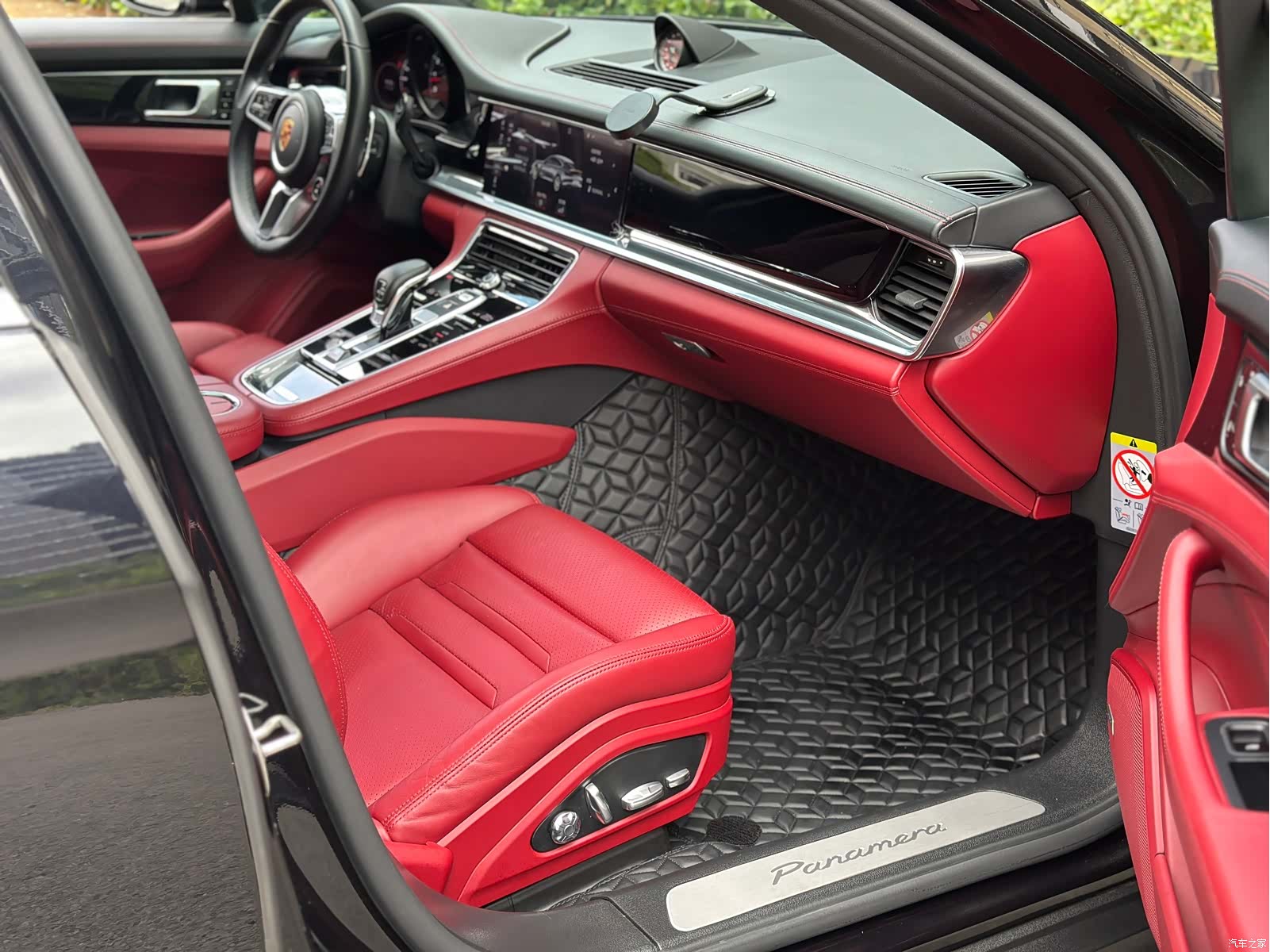 Porsche Panamera, 2018 11