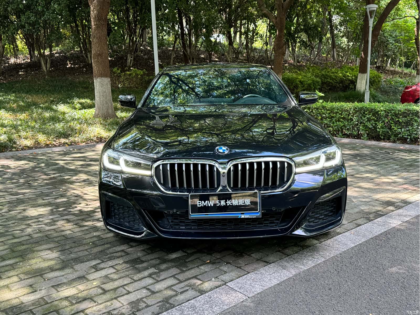BMW 5 Series, 2022 1