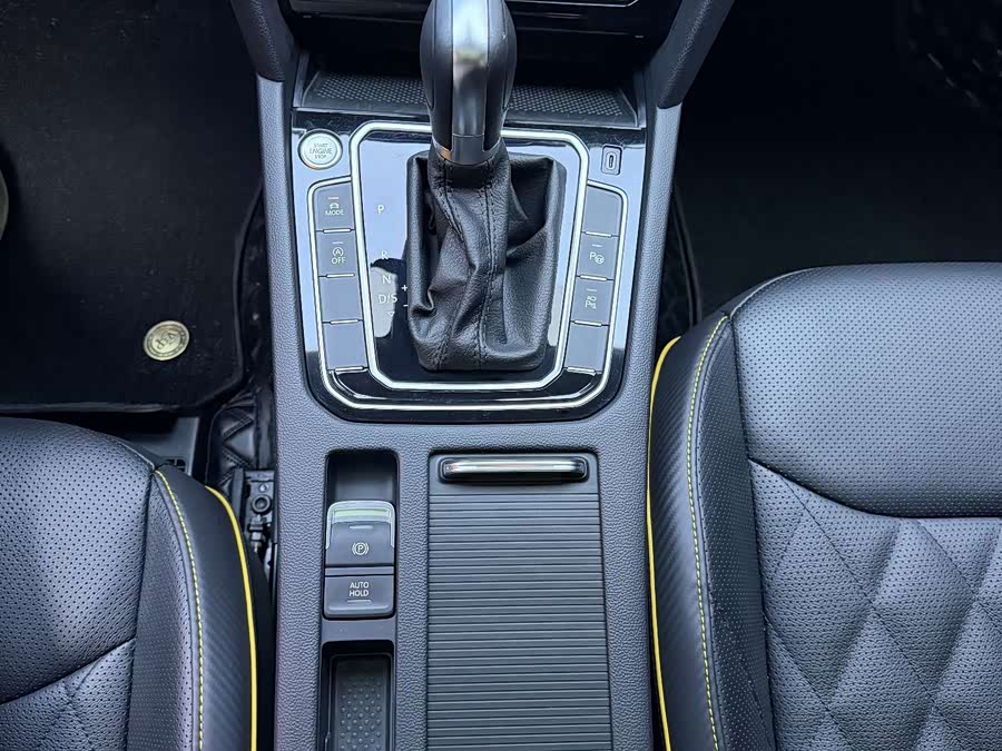 Volkswagen CC 2024, фото 6
