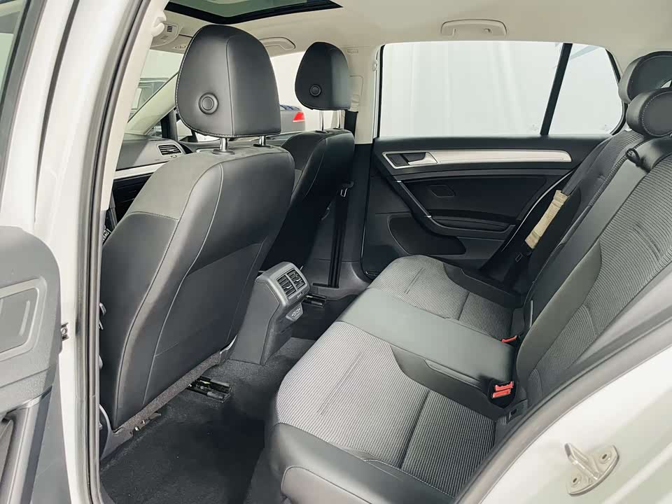 Volkswagen golf Volkswagen golf
