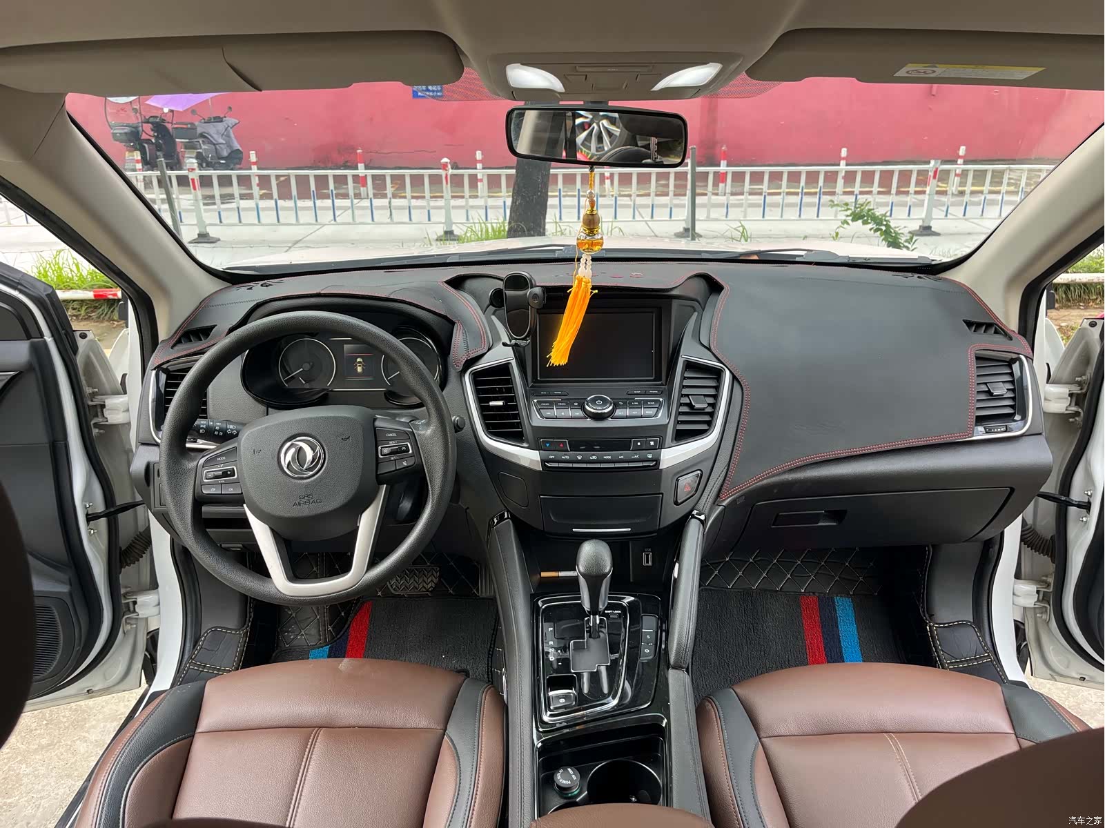 DongFeng AX7, 2018 11