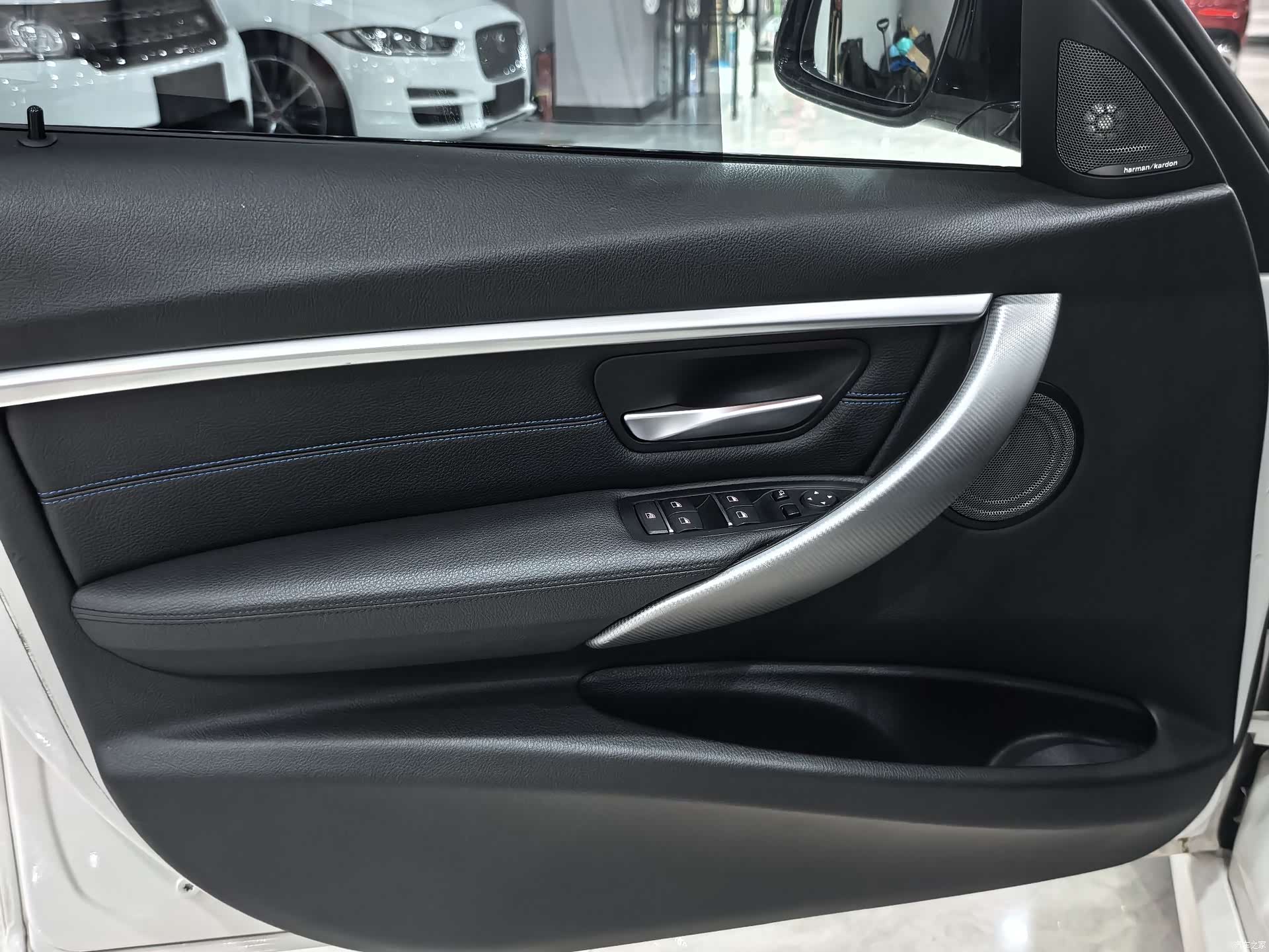 BMW 3 Series, 2018 10