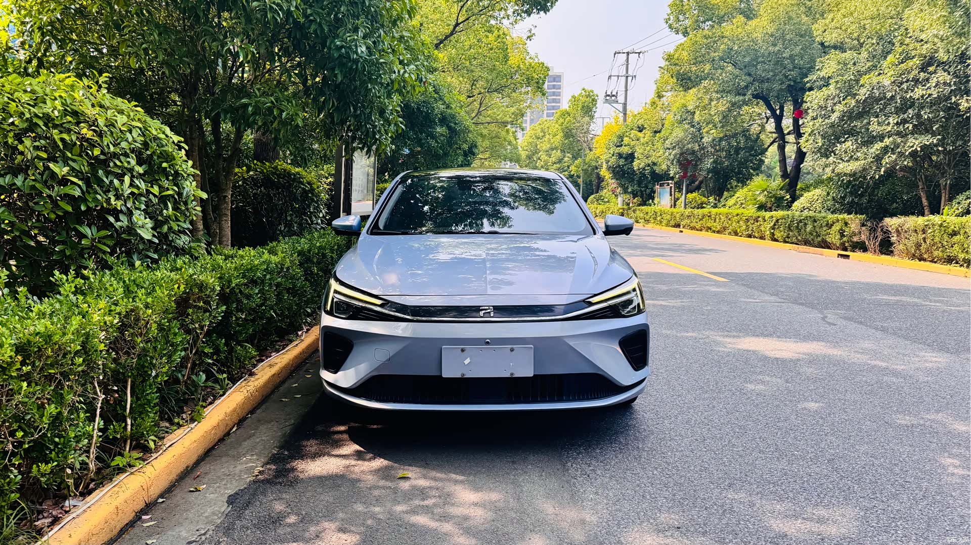 Rising Auto ER6, 2022 2