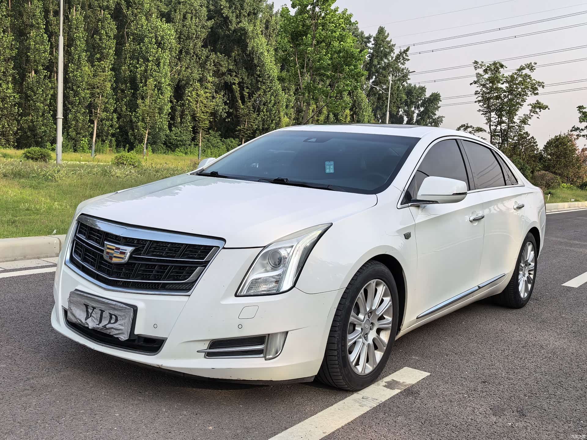 Cadillac XTS, 2016 1
