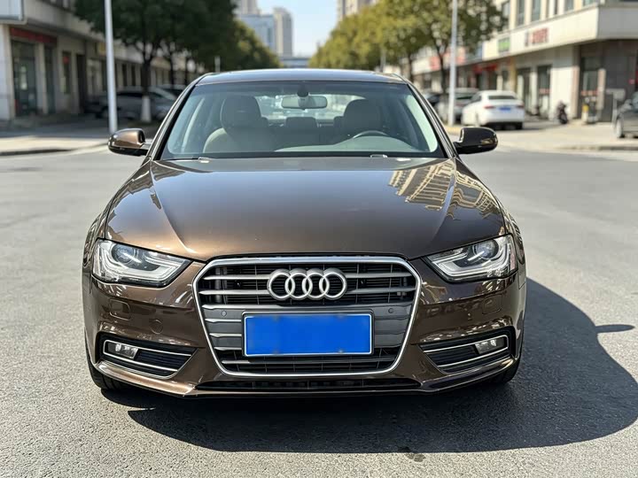 Audi A4L 2015 35 TFSI АКПП biao zhun xing