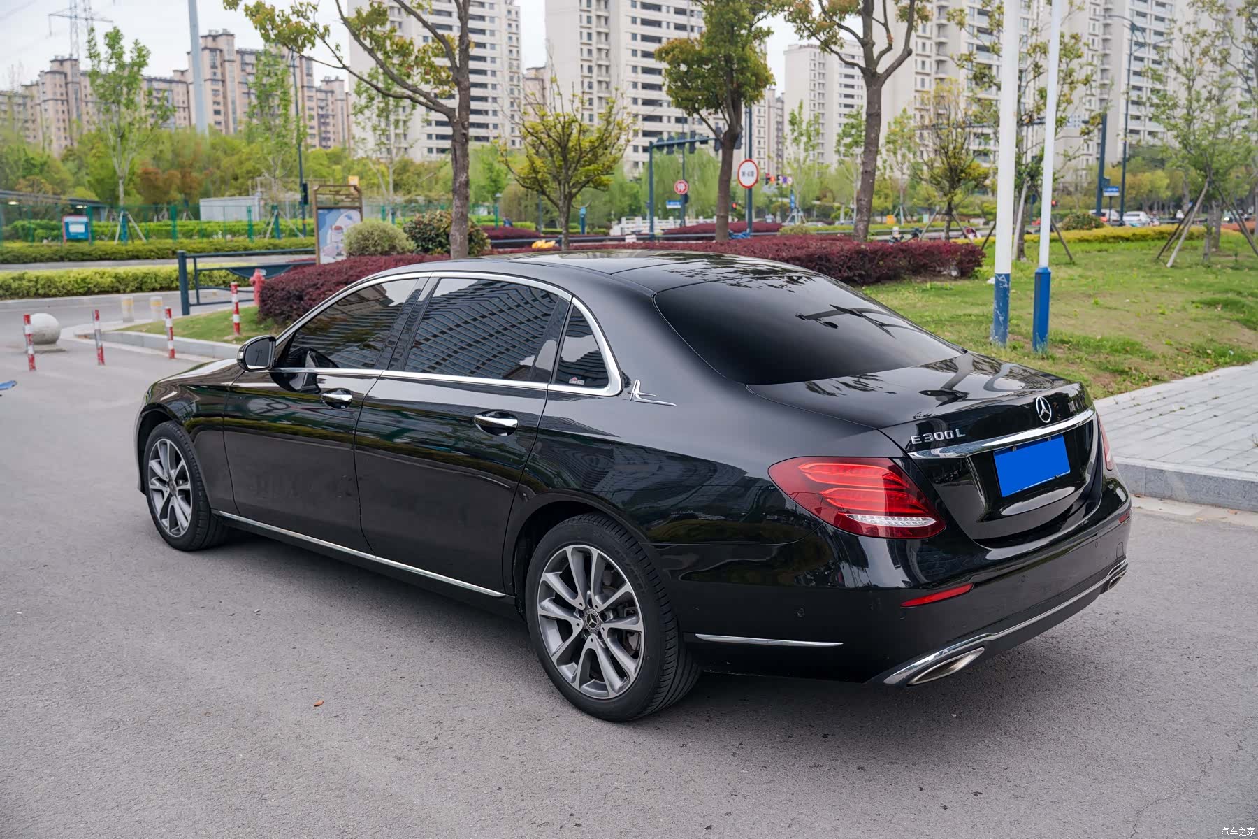 Mercedes-Benz E-Class, 2019 6