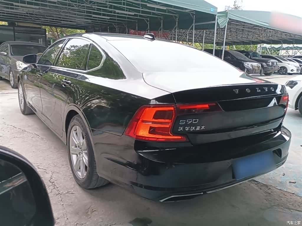 Volvo S90, 2018 все фото
